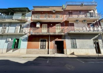 Edificio all\'aperto - Casa indipendente Afragola - foto 1
