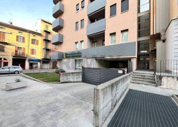 Edificio all\'aperto - Appartamento Via Medaglie d'Oro
 
16, Varese - foto 2