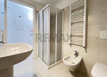 Bagno - Appartamento Via Medaglie d'Oro
 
16, Varese - foto 6