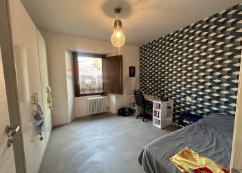 Camera / camera da letto - Casa indipendente Piazza XI Febbraio
 
8, Orino - foto 22