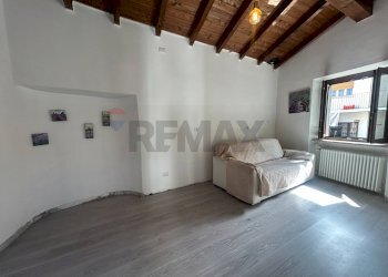 Soggiorno - Casa indipendente Piazza XI Febbraio
 
8, Orino - foto 31