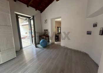 Stanza vuota - Casa indipendente Piazza XI Febbraio
 
8, Orino - foto 33