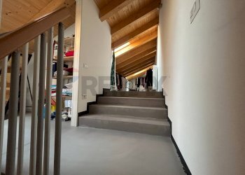 Scale - Casa indipendente Piazza XI Febbraio
 
8, Orino - foto 36