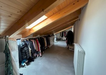 Cabina armadio - Casa indipendente Piazza XI Febbraio
 
8, Orino - foto 39