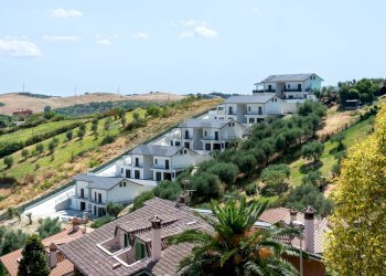 Casa all\'aperto - Casa indipendente VIA CARLO CATTANEO
 
83, Monterotondo - foto 17