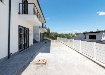 Terrazza - Casa indipendente VIA CARLO CATTANEO
 
83, Monterotondo - foto 6