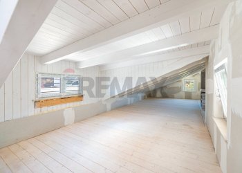 Stanza vuota - Casa indipendente VIA CARLO CATTANEO
 
83, Monterotondo - foto 13