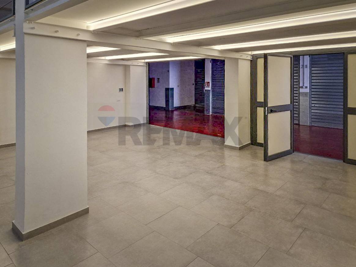 Ricezione / Lobby - Box VIA UMBERTO GIORDANO
176, Palermo - foto 2