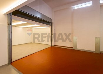 Stanza vuota - Box VIA UMBERTO GIORDANO
 
176, Palermo - photo 30