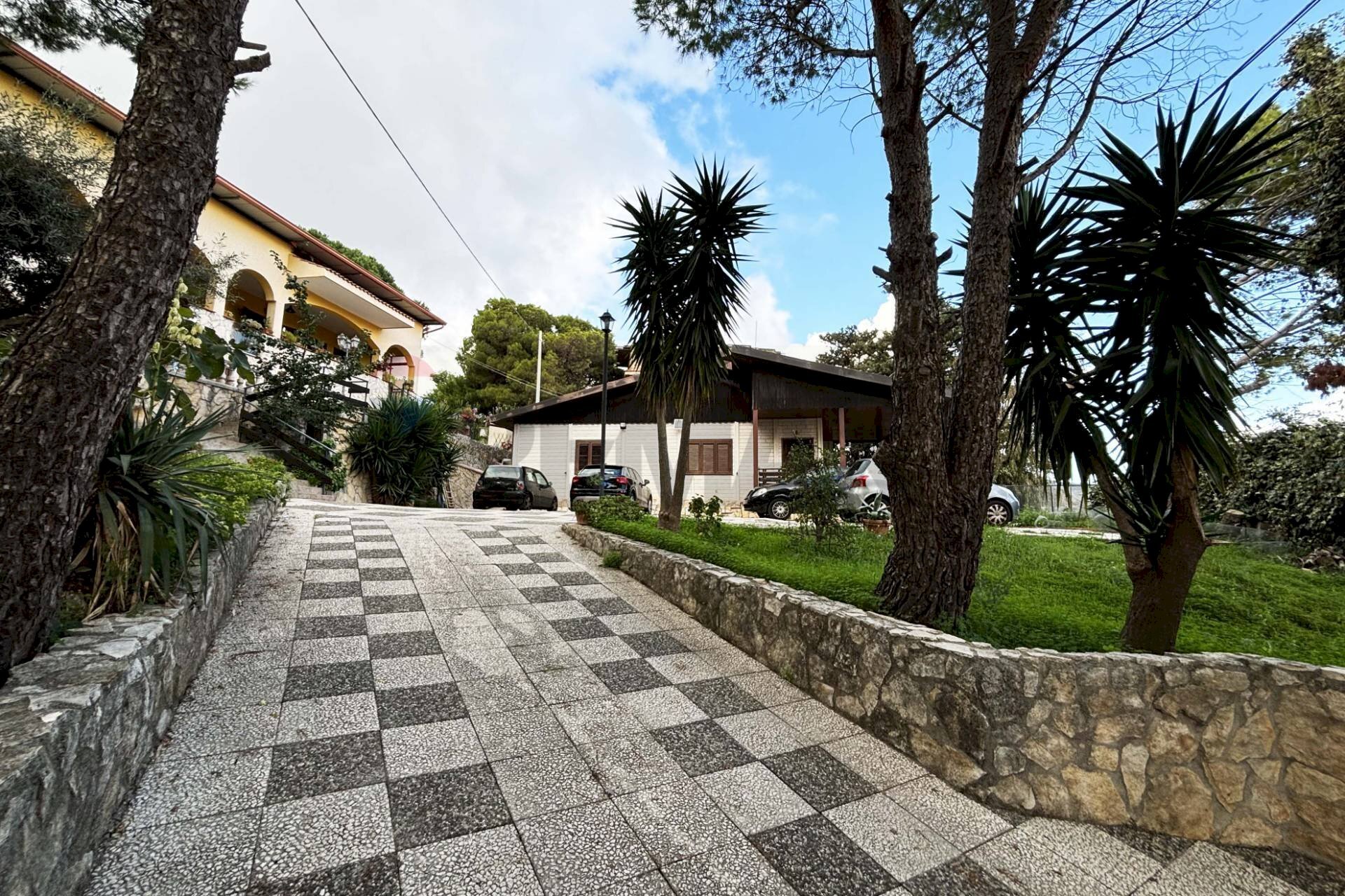 Viale d\'ingresso - Villa Stradale Bellolampo
 
4730, Palermo - foto 1