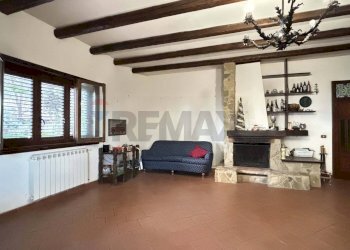 Soggiorno - Villa Stradale Bellolampo
 
4730, Palermo - foto 15