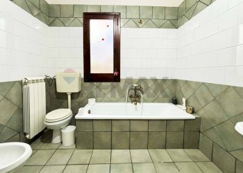 Bagno - Villa Stradale Bellolampo
 
4730, Palermo - foto 53