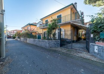 Casa all\'aperto - Villa Vicolo degli Aranci
 
11, Tremestieri Etneo - foto 4