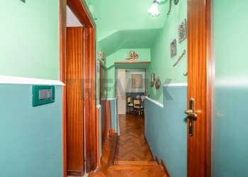 Hall / corridoio - Villa Vicolo degli Aranci
 
11, Tremestieri Etneo - foto 26