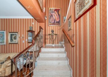 Scale - Villa Vicolo degli Aranci
 
11, Tremestieri Etneo - foto 36