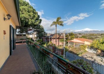 Balcone - Villa Vicolo degli Aranci
 
11, Tremestieri Etneo - foto 45