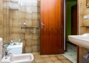 Bagno - Appartamento Via Pavia
 
16, Catania - foto 28