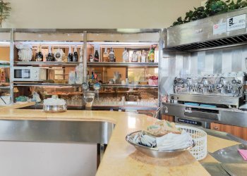 Cucina - Cafeteria - Cold Bar piazza municipio
 
14, Belpasso - photo 6