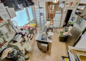 Cucina - Cafeteria - Cold Bar piazza municipio
 
14, Belpasso - photo 11