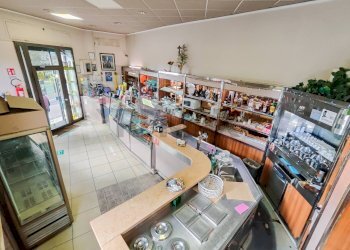 Ufficio - Cafeteria - Cold Bar piazza municipio
 
14, Belpasso - photo 16