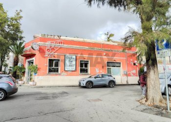 Casa all\'aperto - Cafeteria - Cold Bar piazza municipio
 
14, Belpasso - photo 21