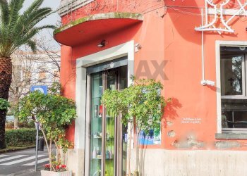 Casa all\'aperto - Cafeteria - Cold Bar piazza municipio
 
14, Belpasso - photo 22