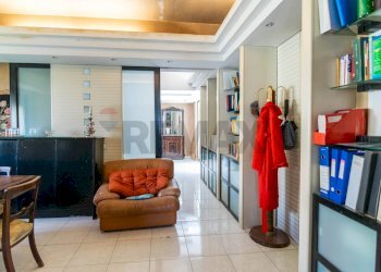 Sala da pranzo - Appartamento Via San Marco
 
6, Tremestieri Etneo - foto 10