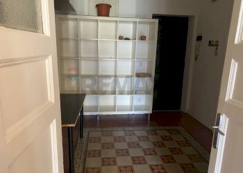 Hall / corridoio - Trilocale Piazza Angelo Maiorana
 
10, Catania - foto 9