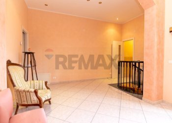 Hall / corridoio - Villa via Giovanni Verga
 
42, Piedimonte Etneo - foto 7