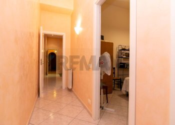 Hall / corridoio - Villa via Giovanni Verga
 
42, Piedimonte Etneo - foto 10