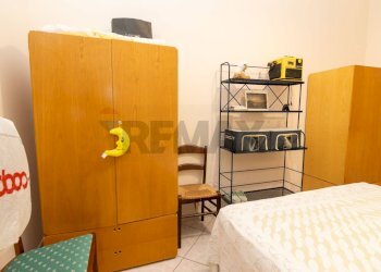 Camera / camera da letto - Villa via Giovanni Verga
 
42, Piedimonte Etneo - foto 35
