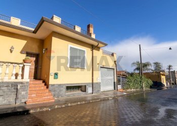 Casa all\'aperto - Villa via Giovanni Verga
 
42, Piedimonte Etneo - foto 72