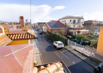 Edificio all\'aperto - Villa via Giovanni Verga
 
42, Piedimonte Etneo - foto 89