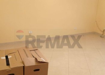 Stanza vuota - Casa indipendente PIAZZA VITTORIO EMANUELE
 
4, San Michele di Ganzaria - foto 16