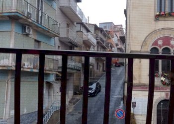 Balcone - Casa indipendente PIAZZA VITTORIO EMANUELE
 
4, San Michele di Ganzaria - foto 36