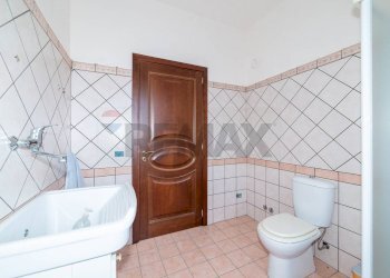 Bagno - Casa semi indipendente Via Partinico
 
7, Acireale - foto 30