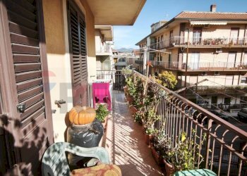 Balcone - Appartamento Via Vittorio Emanuele Orlando
 
snc, Fiumefreddo di Sicilia - foto 26