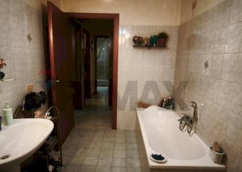 Bagno - Appartamento Via Vittorio Emanuele Orlando
 
snc, Fiumefreddo di Sicilia - foto 30