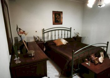 Camera / camera da letto - Appartamento Via Vittorio Emanuele Orlando
 
snc, Fiumefreddo di Sicilia - foto 35