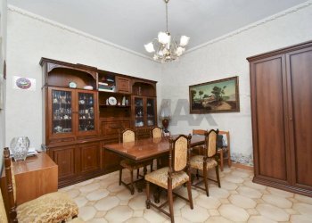 Sala da pranzo - Casa indipendente Via Umberto
 
189, San Gregorio di Catania - foto 10
