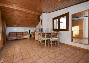 Sala da pranzo - Casa indipendente Via Umberto
 
189, San Gregorio di Catania - foto 28