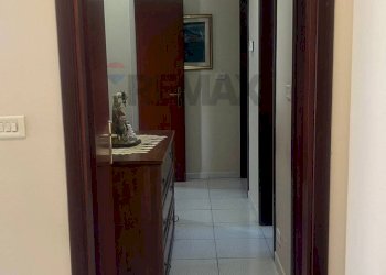 Hall / corridoio - Appartamento Via San Nicolò
 
4, Aci Catena - foto 24