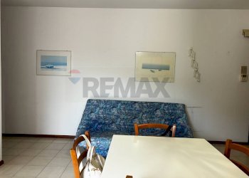 Sala da pranzo - Trilocale Via Ruggero Leoncavallo
 
7, Taormina - foto 9