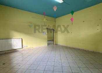 Stanza vuota - Locale Commerciale Via S. Francesco D'Assisi
 
130, Corigliano-Rossano - foto 5