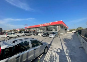 Edificio all\'aperto - Commercial Premises Via Santa Lucia
 
72, Corigliano-Rossano - photo 10