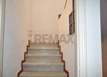 Scale - Casa semi indipendente via Senio
 
39, Prato - foto 25