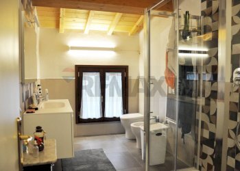 Bagno - Casa semi indipendente via Senio
 
39, Prato - foto 32