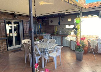 Terrazza - Casa indipendente VIA GIACOMO LEOPARDI
 
5, Gravina di Catania - foto 25