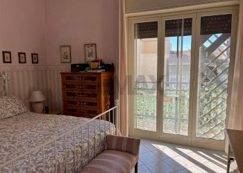 Camera / camera da letto - Casa indipendente VIA GIACOMO LEOPARDI
 
5, Gravina di Catania - foto 32