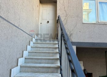 Scale - Casa indipendente VIA GIACOMO LEOPARDI
 
5, Gravina di Catania - foto 50